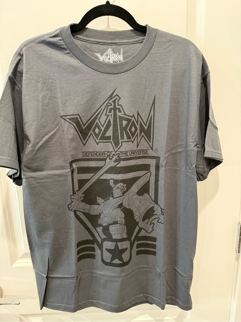 NWOT Men's Voltron T-shirt (Large)